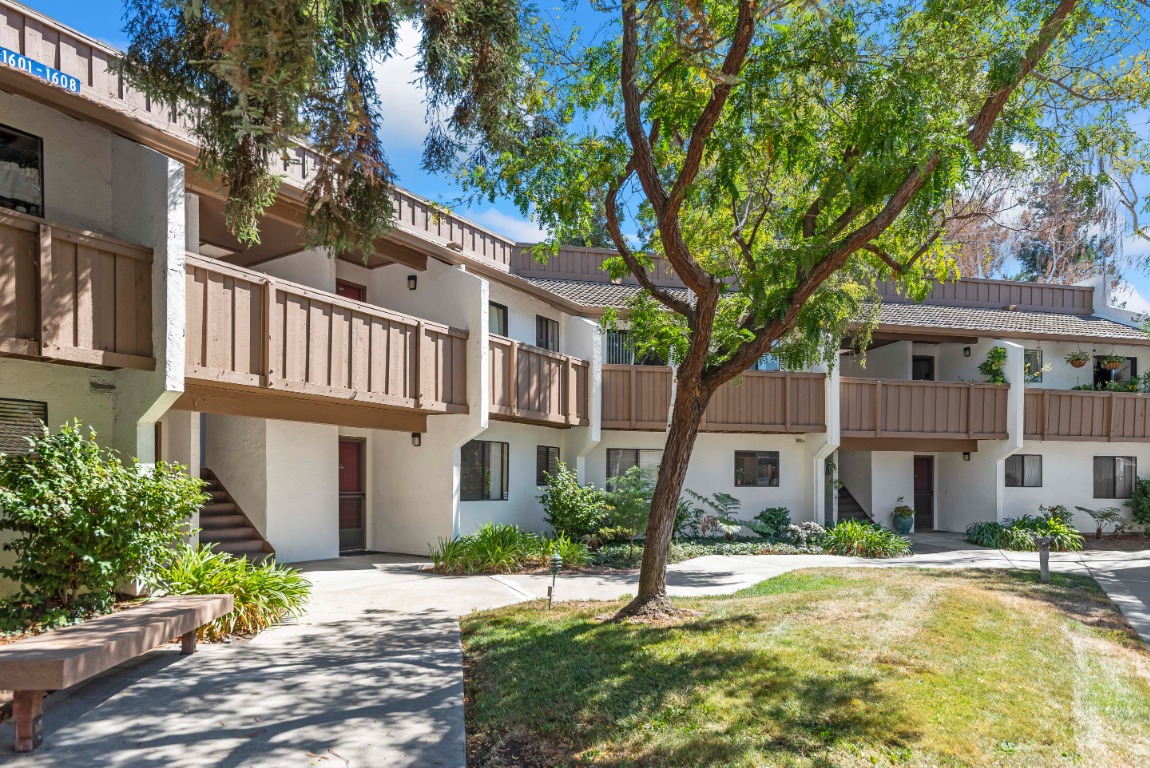 Schedule a Showing 2201 Monroe St, Santa Clara, CA 95050 1603 Ziprent