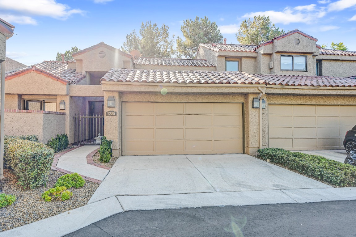 schedule-a-showing-7385-mission-hills-dr-las-vegas-nv-89113-ziprent