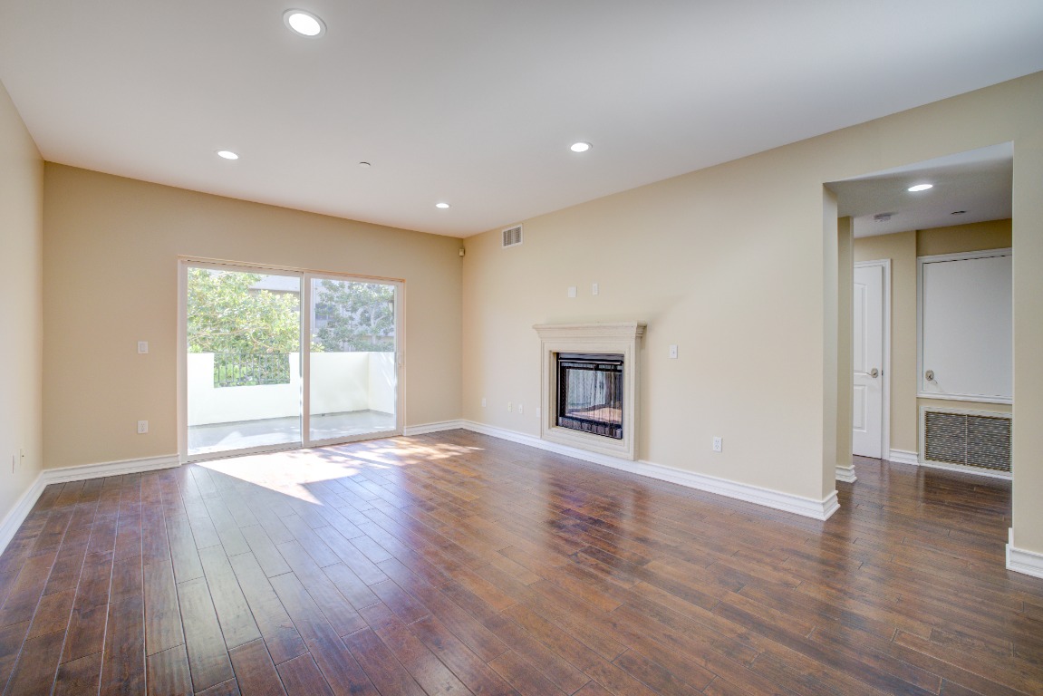 Schedule A Showing Los Angeles CA 90025 Ziprent